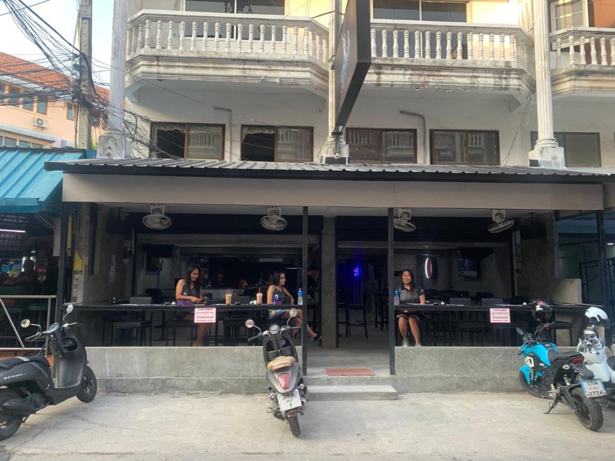Splash Bar And Guesthouse Pattaya Exterior foto